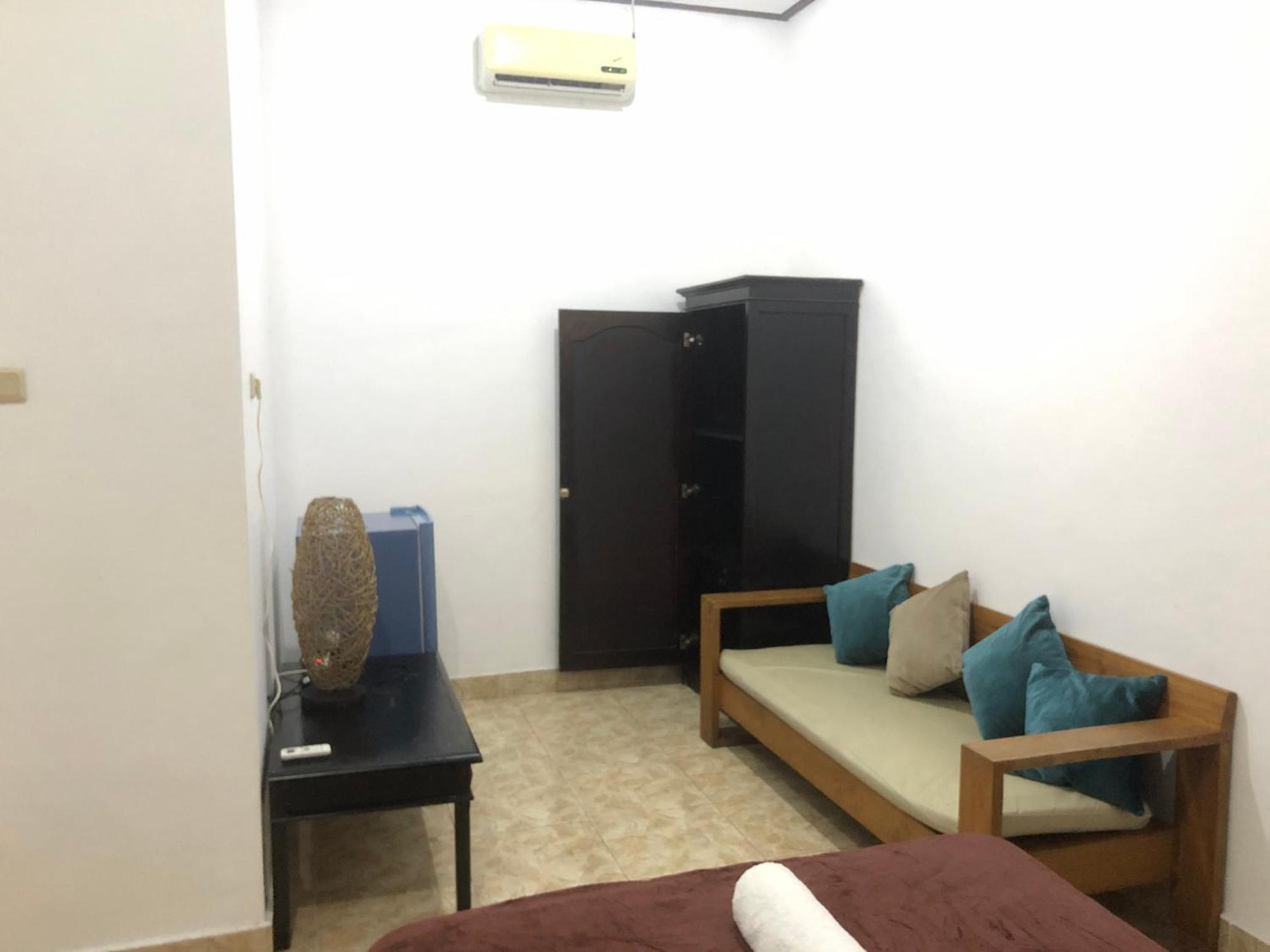 Pili Pili Homestay 6 Legian Εξωτερικό φωτογραφία